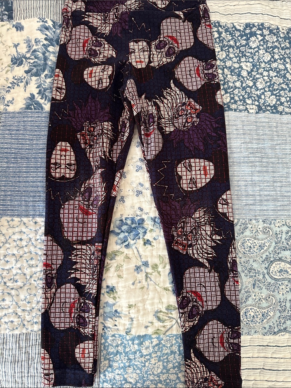 LuLaRoe Villians Navy Leggings with Purple and White Pattern